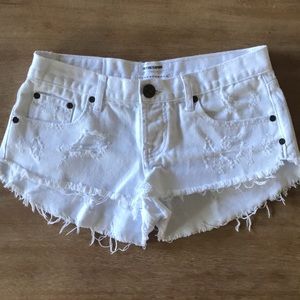 One Teaspoon White Bonitas